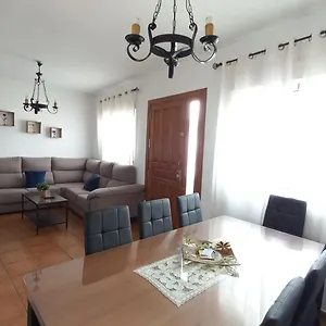https://casa-mari-en-el-centro.hotelsinnerja.org